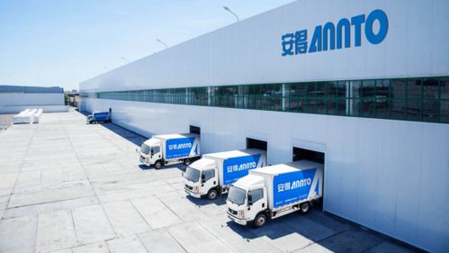 美的集團(tuán)四大板塊首度聯(lián)袂亮相中國(guó)工博會(huì)，庫(kù)卡機(jī)器人引領(lǐng)智能制造新風(fēng)向